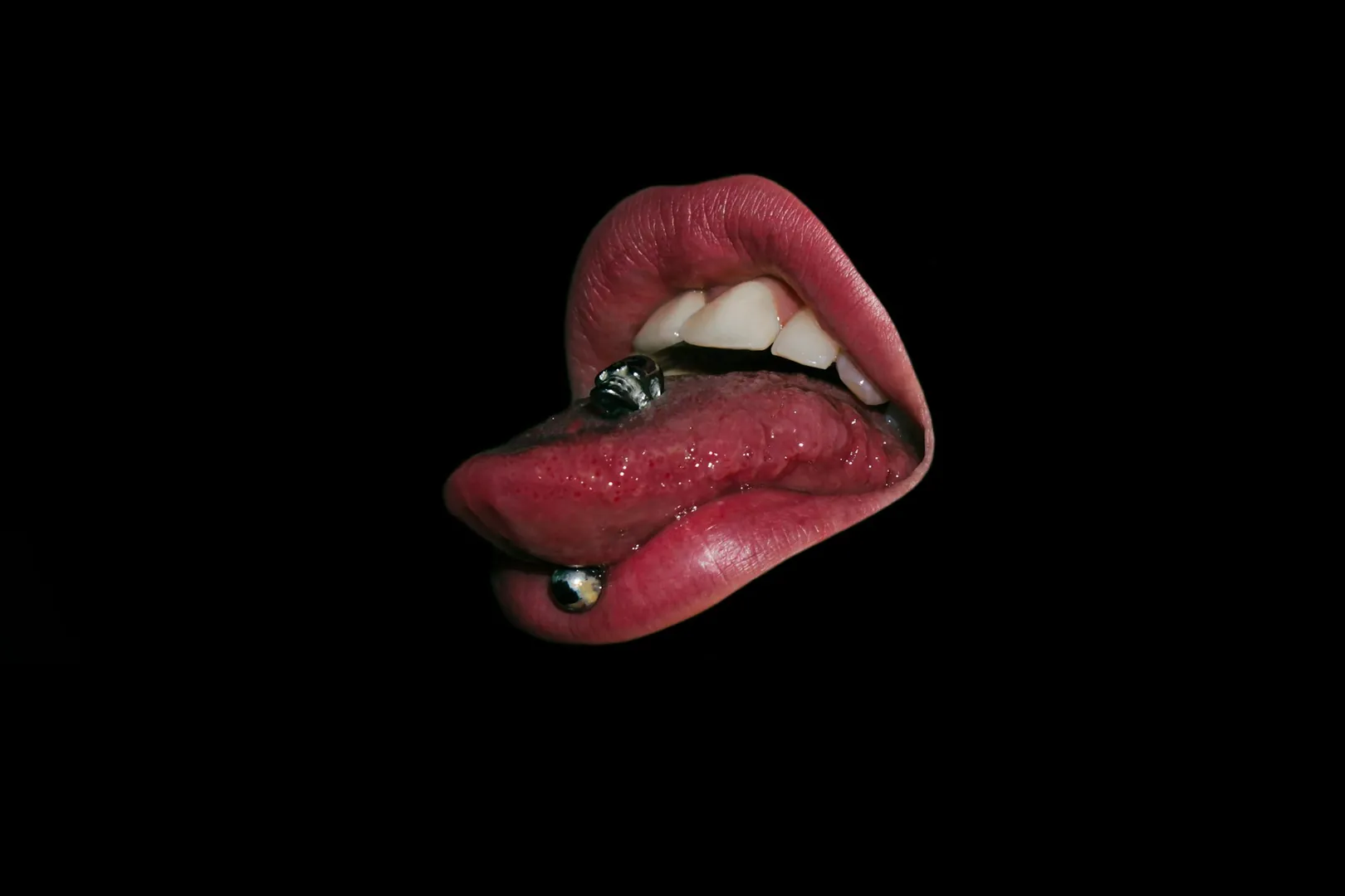 Piercing Dental